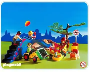 Playmobil 3822-A - Enfant / maman / toboggan