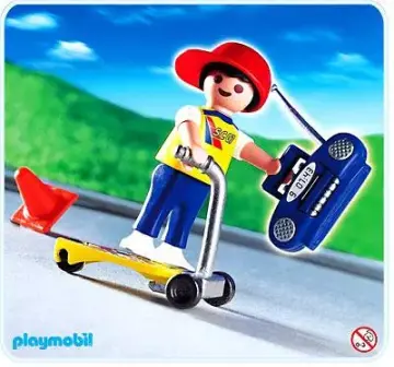 Playmobil 4636-A - Garçon / patinette