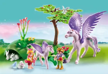 Playmobil 5478 - Royal Children with Pegasus and Baby