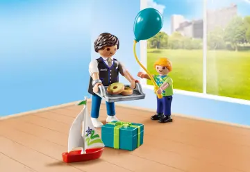 Playmobil 70333 - Play & Give Νονός